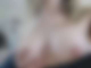 Lenna's Live Sex Cam Show