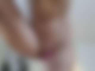 Lenna's Live Sex Cam Show