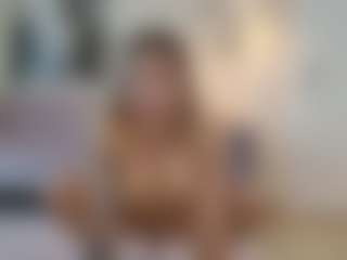 Live cam show with Lenna - Lush on intimatelivegirls.com
