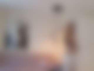 Live cam show with Lenna - Lush Brown Hair on camgirlchat.live