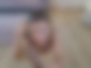 Live cam show with Lenna - Asshole on CamClone