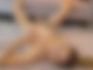 Lenna's Live Sex Cam Show