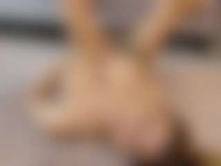 Lenna's Live Sex Cam Show