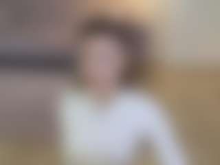 Live cam show with Lenna - Gagging on Soda Cam