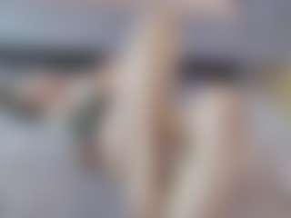 Lenna's Live Sex Cam Show