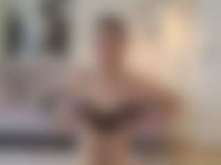 Lenna's Live Sex Cam Show