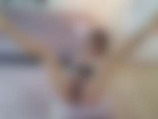 Lenna's Live Sex Cam Show