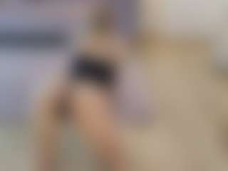 Lenna's Live Sex Cam Show