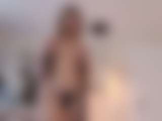 Lenna's Live Sex Cam Show