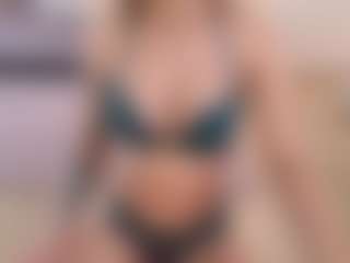 Lenna's Live Sex Cam Show