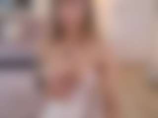 Lenna's Live Sex Cam Show