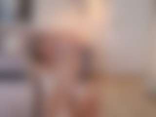 Lenna's Live Sex Cam Show