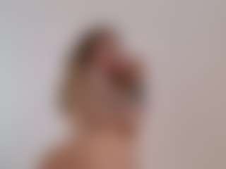 Lenna's Live Sex Cam Show
