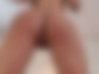 Lenna's Live Sex Cam Show