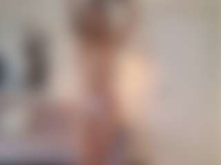 Lenna's Live Sex Cam Show