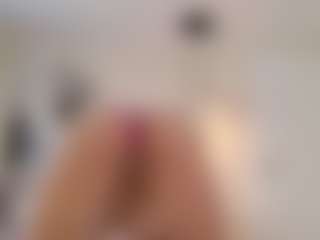 Lenna's Live Sex Cam Show
