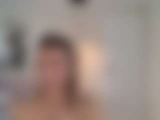 Lenna's Live Sex Cam Show