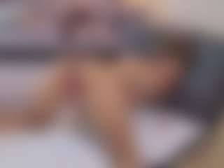 Live cam show with Lenna - Spy Petite on Camsoda
