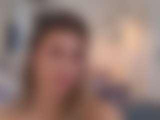 Lenna's Live Sex Cam Show