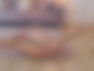 Lenna's Live Sex Cam Show