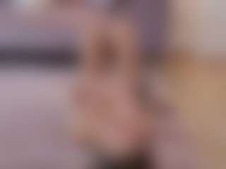 Lenna's Live Sex Cam Show