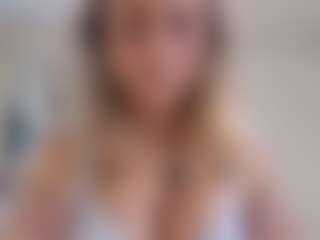 Live cam show with Lenna - College Big Tits on Camsoda