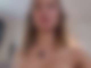 Live cam show with Lenna - Brown Hair on Camsoda