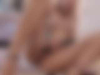 Lenna's Live Sex Cam Show