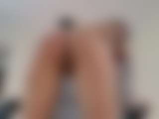 Lenna's Live Sex Cam Show