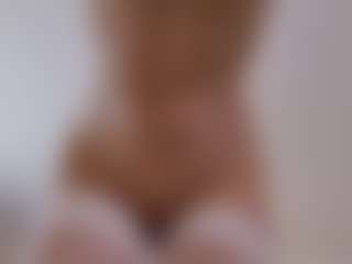 Lenna's Live Sex Cam Show