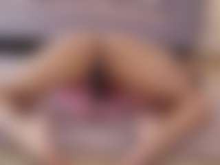 Lenna's Live Sex Cam Show