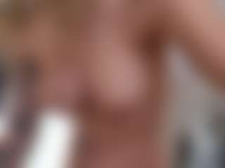 Lenna's Live Sex Cam Show