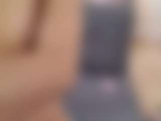Lenna's Live Sex Cam Show