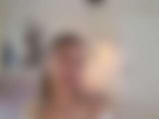 Lenna's Live Sex Cam Show