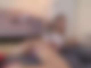 Lenna's Live Sex Cam Show