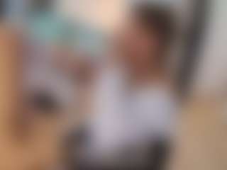 Lenna's Live Sex Cam Show