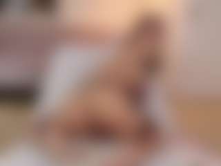 Lenna's Live Sex Cam Show