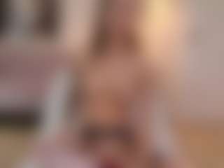 Lenna's Live Sex Cam Show