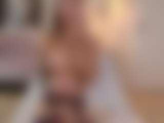 Lenna's Live Sex Cam Show