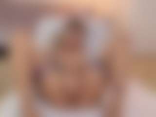Lenna's Live Sex Cam Show