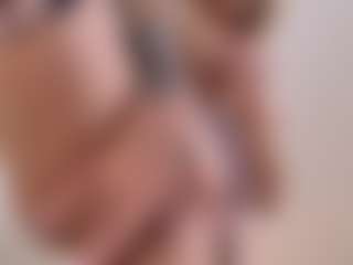Lenna's Live Sex Cam Show