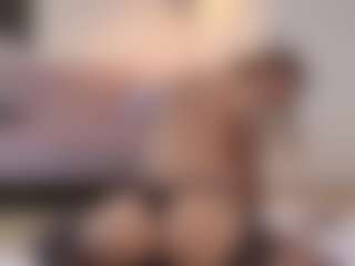 Live cam show with Lenna - Big Ass on Camsoda