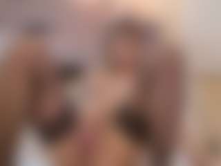 Live cam show with Lenna - Shaved Pussy on Cam Slut