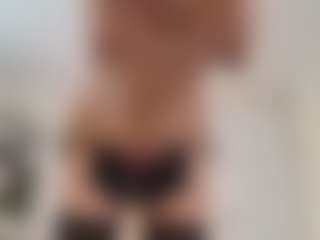 Lenna's Live Sex Cam Show