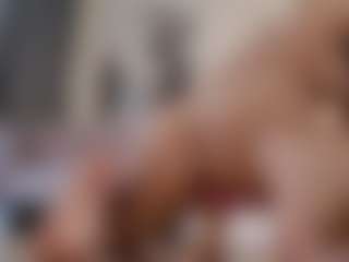 Lenna's Live Sex Cam Show