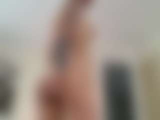 Lenna's Live Sex Cam Show