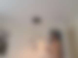 Lenna's Live Sex Cam Show