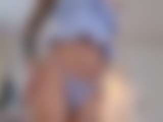 Live cam show with Lenna - Big Tits on Camsoda