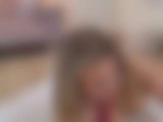 Lenna's Live Sex Cam Show