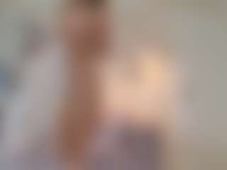 Lenna's Live Sex Cam Show